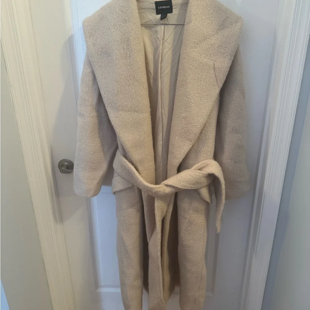 Express Cream Women's Belted Coat, XL - Picture 2 of 6